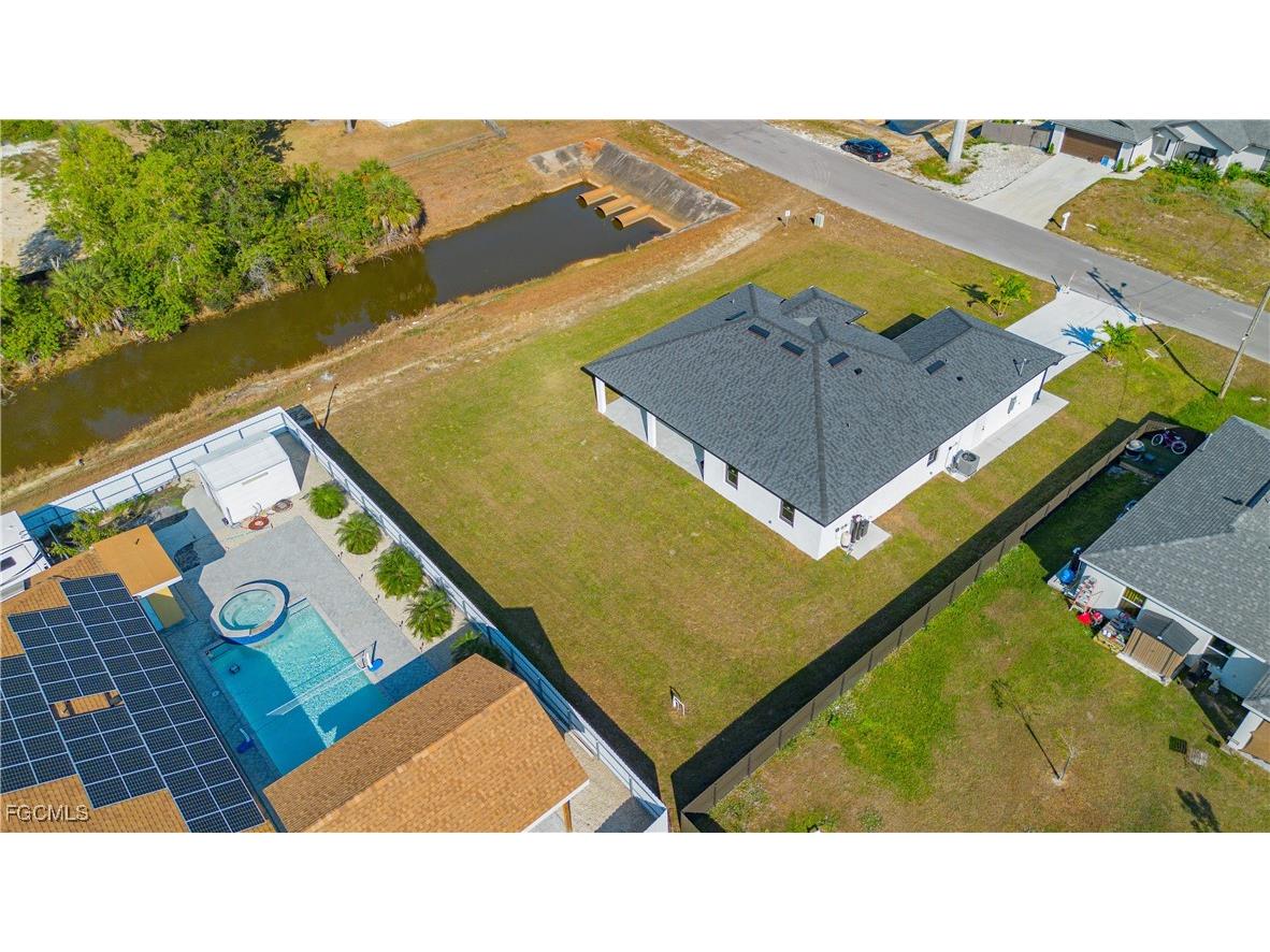 50 Denis Avenue S Lehigh Acres FL 33976 2025024937 image20