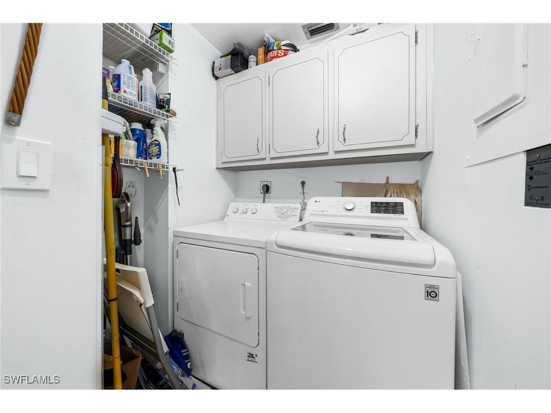 50 Glades Boulevard #1 Naples FL 34112 225075703 image23