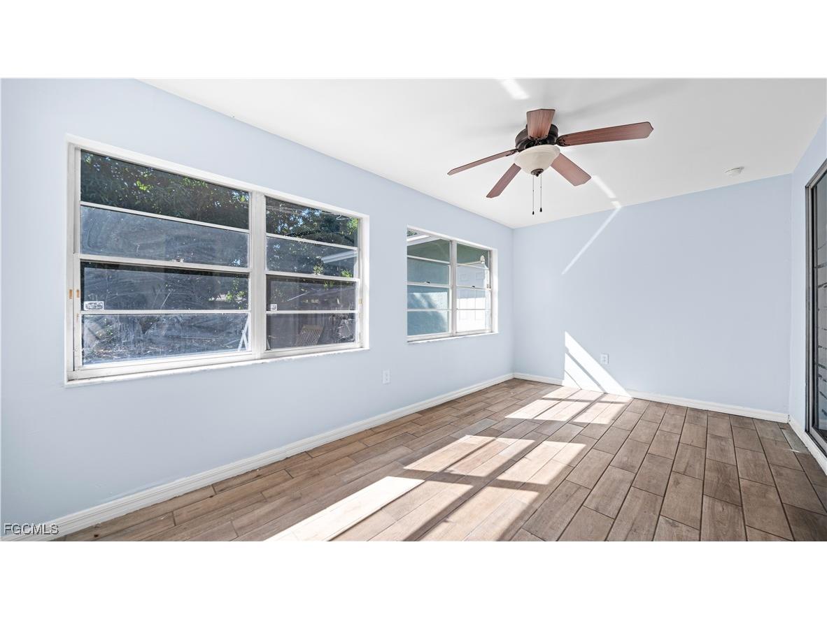 50 Palm Tree Terrace Fort Myers FL 33905 2025022968 image14