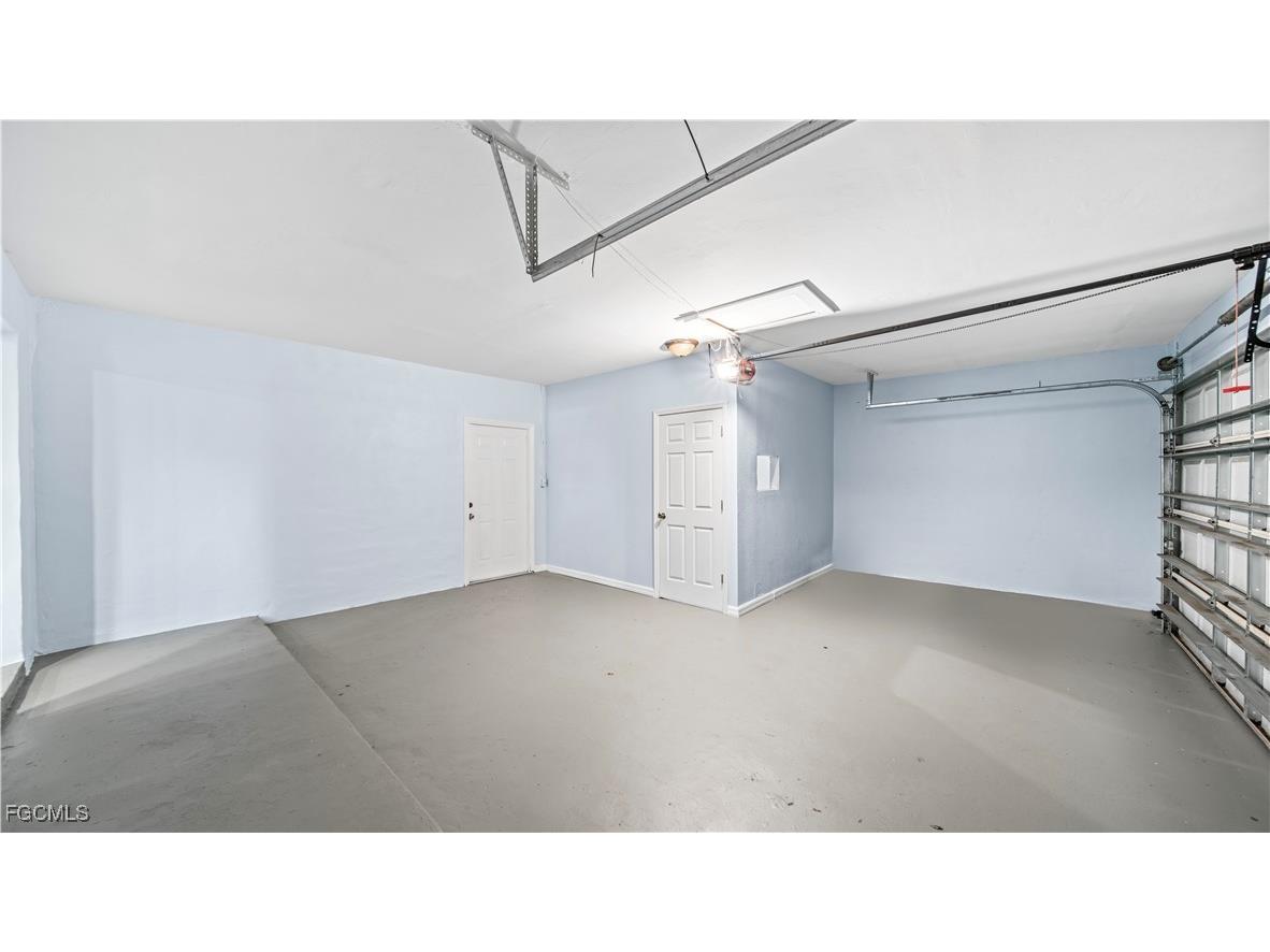 50 Palm Tree Terrace Fort Myers FL 33905 2025022968 image27