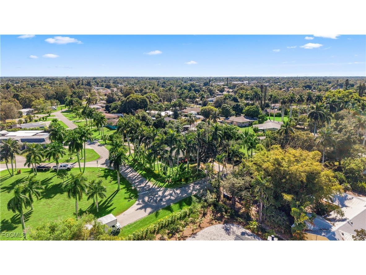 50 Palm Tree Terrace Fort Myers FL 33905 2025022968 image34