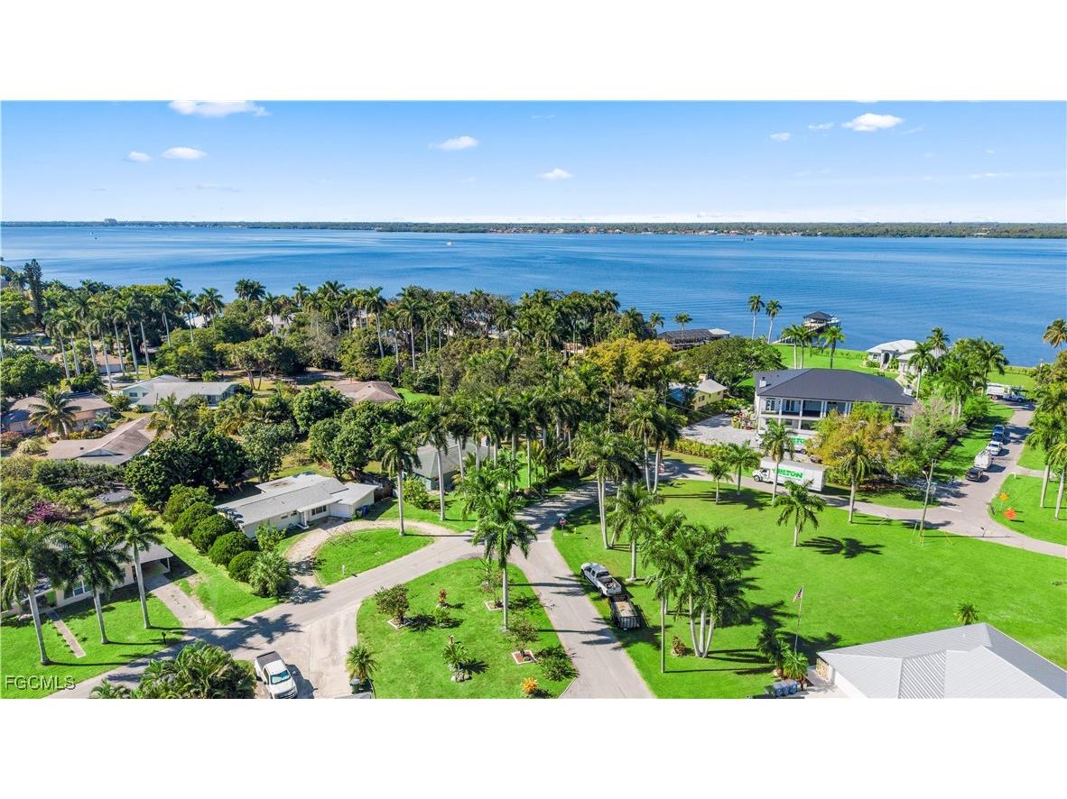 50 Palm Tree Terrace Fort Myers FL 33905 2025022968 image35
