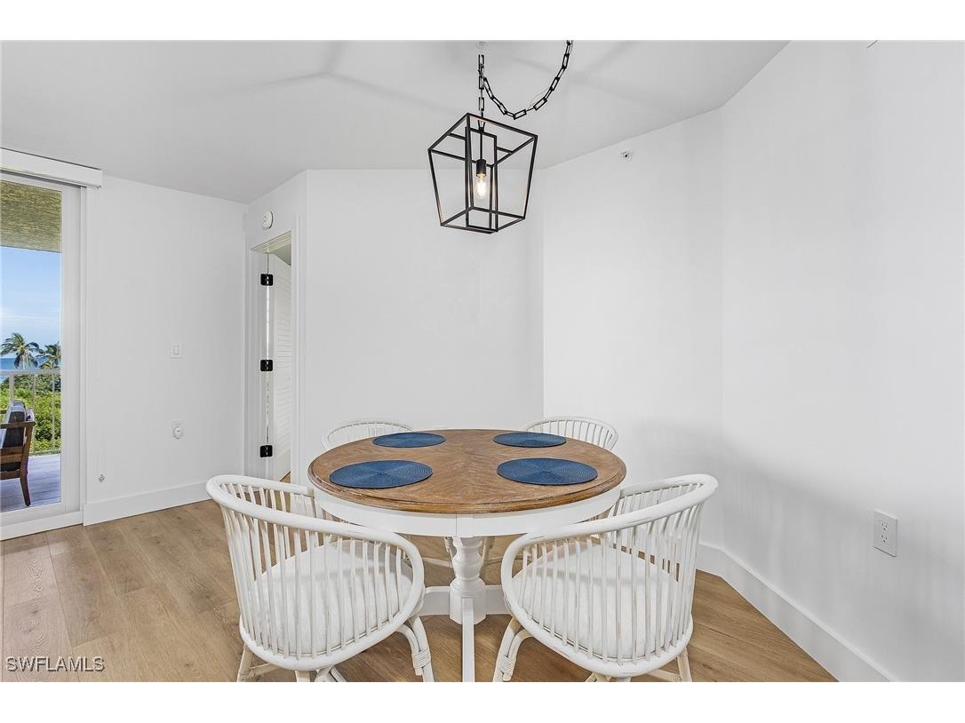 50 Seagate Drive #302B Naples FL 34103 225059405 image12