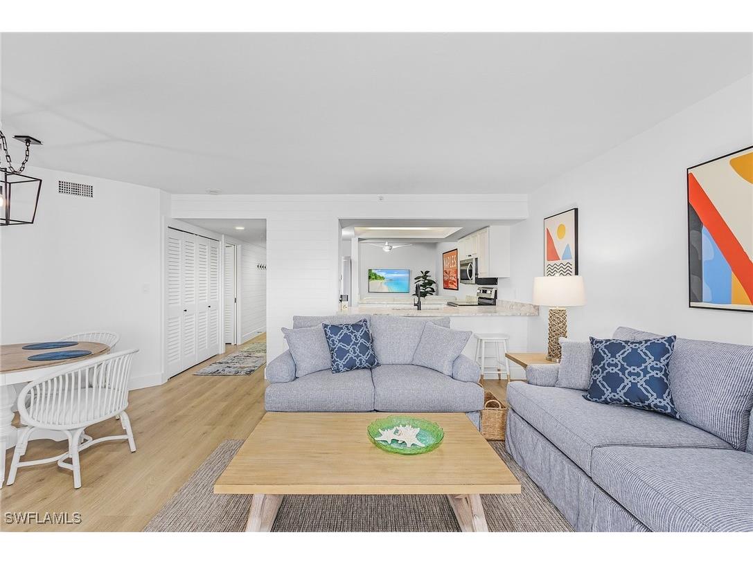 50 Seagate Drive #302B Naples FL 34103 225059405 image14