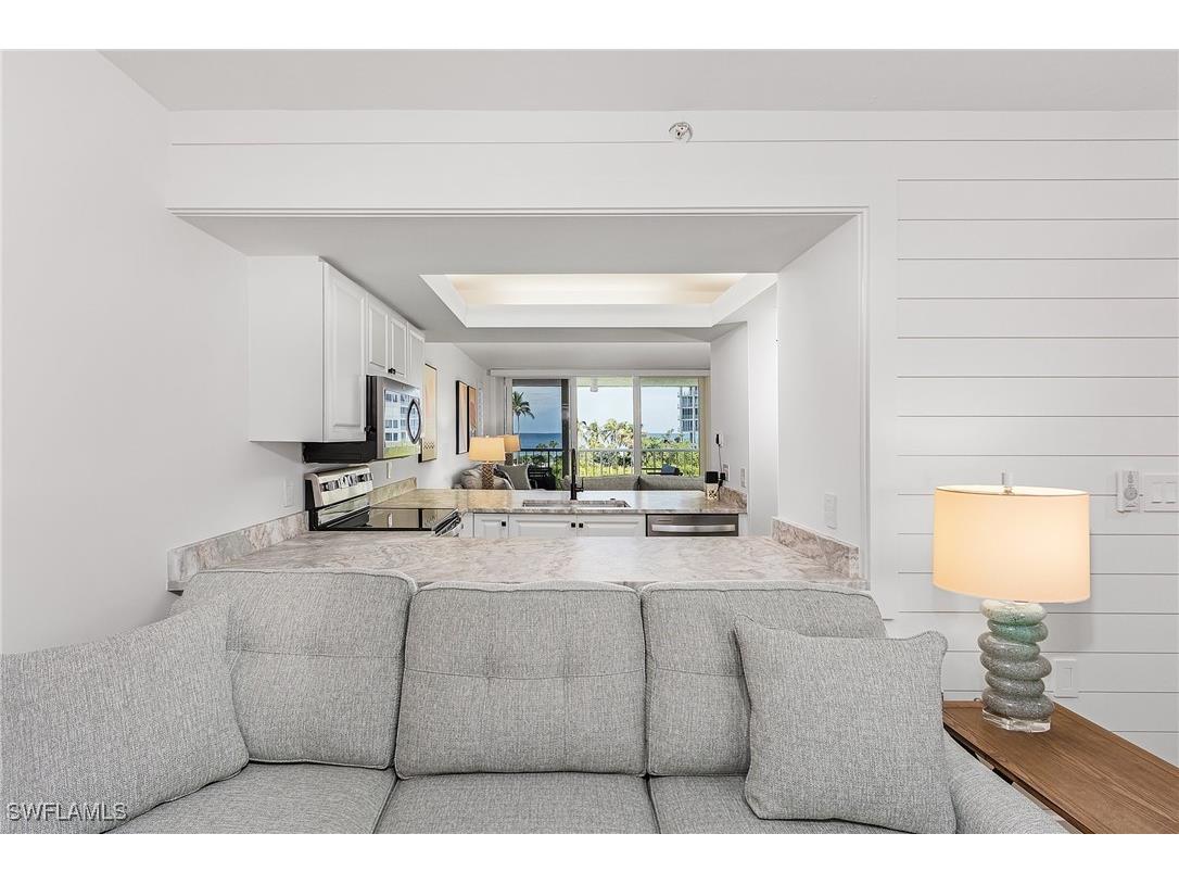 50 Seagate Drive #302B Naples FL 34103 225059405 image6