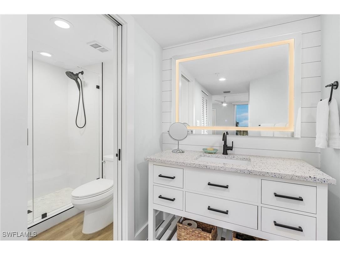 50 Seagate Drive #302B Naples FL 34103 226003949 image19