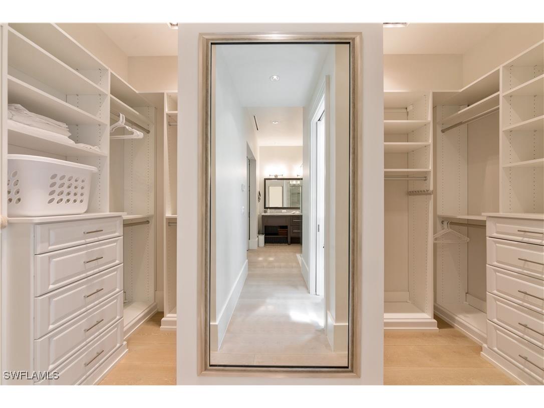 500 3rd Avenue N Naples FL 34102 225049655 image12