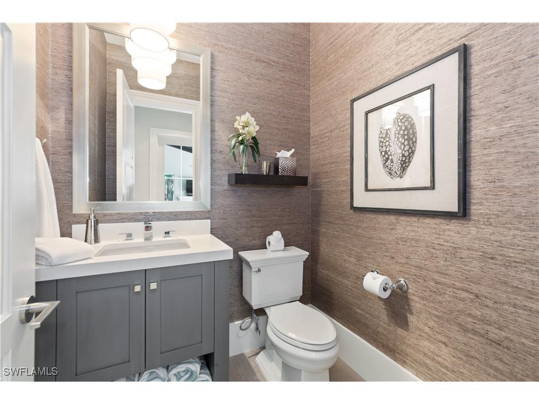 500 3rd Avenue N Naples FL 34102 225049655 image20