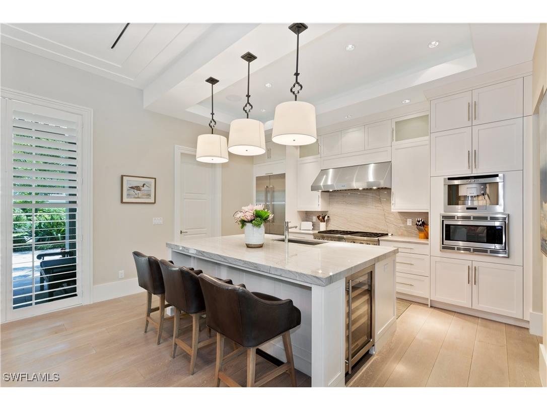 500 3rd Avenue N Naples FL 34102 225049655 image6