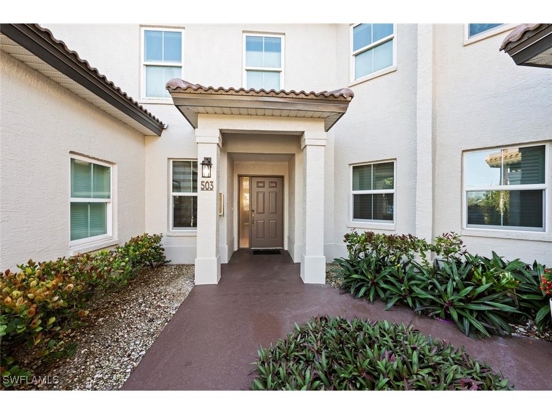500 Diamond Circle #503 Naples FL 34110 225024476 image1