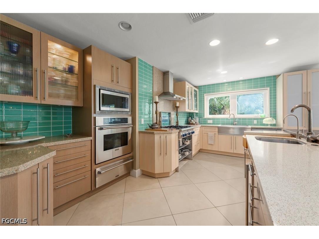 500 Kinzie Island Court Sanibel FL 33957 2026020694 image20