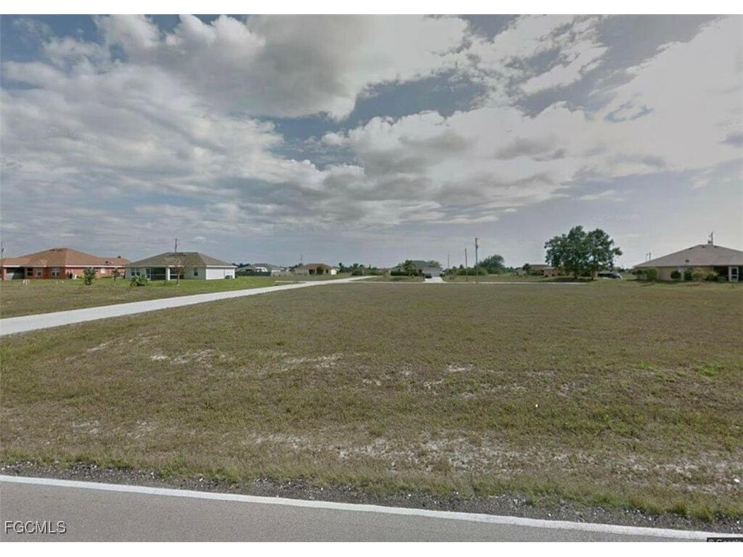 500 Kismet Parkway W Cape Coral FL 33993 2025006503 image1