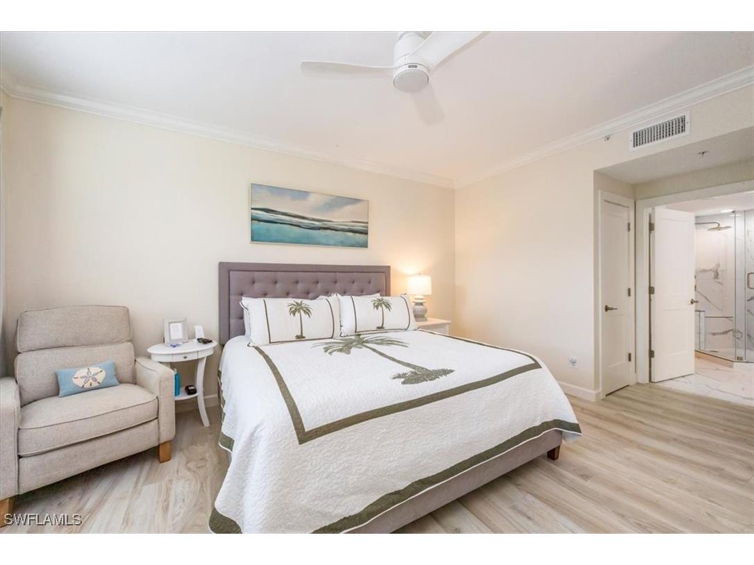 500 L Ambiance Circle #101 Naples FL 34108 225083780 image10