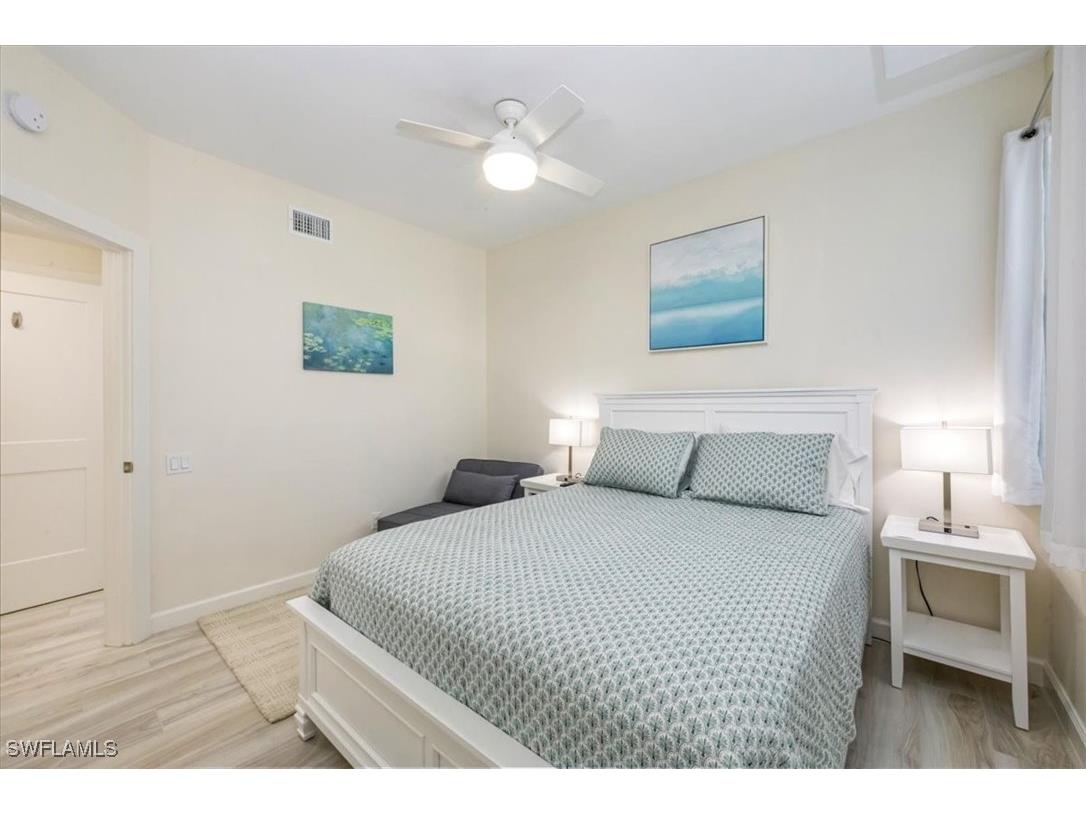 500 L Ambiance Circle #101 Naples FL 34108 225083780 image15