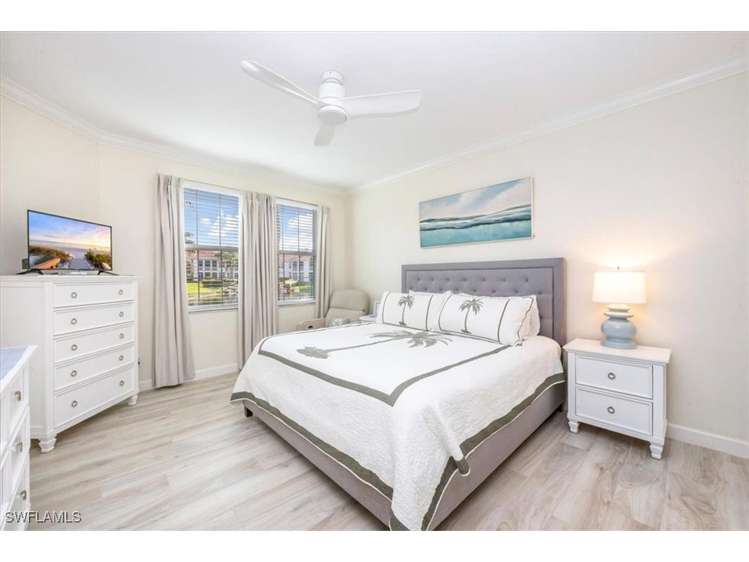 500 L Ambiance Circle #101 Naples FL 34108 225083780 image9