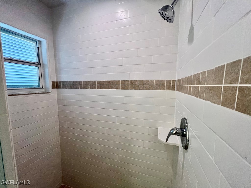 500 Lake Avenue Lehigh Acres FL 33972 2025000938 image18