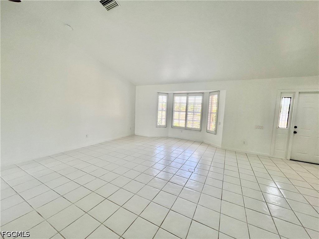 500 Lake Avenue Lehigh Acres FL 33972 2026014279 image5