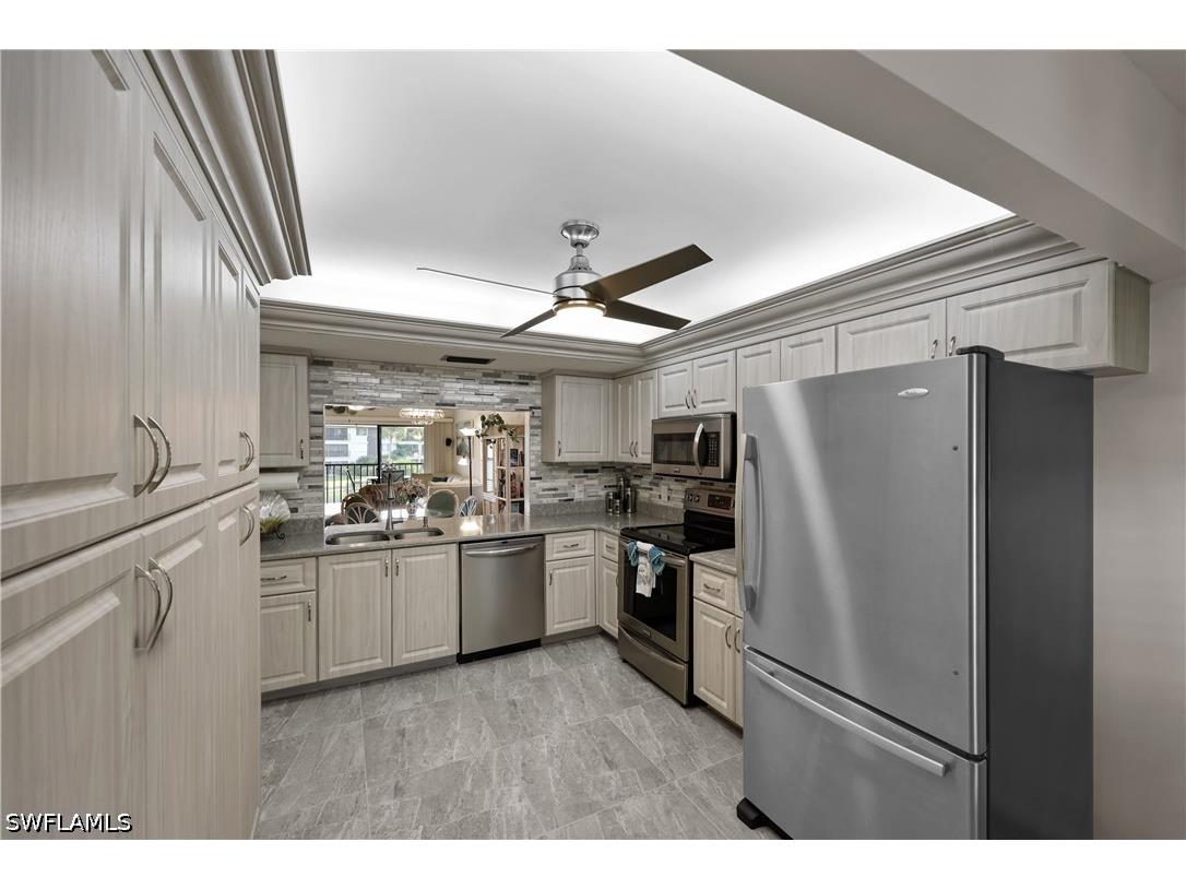 500 Misty Pines Circle #206 Naples FL 34105 226016548 image9