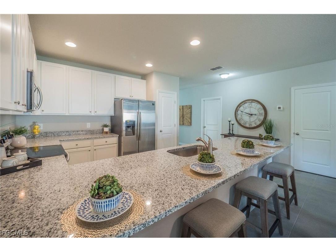 500 NE 16th Terrace Cape Coral FL 33993 2026009654 image8