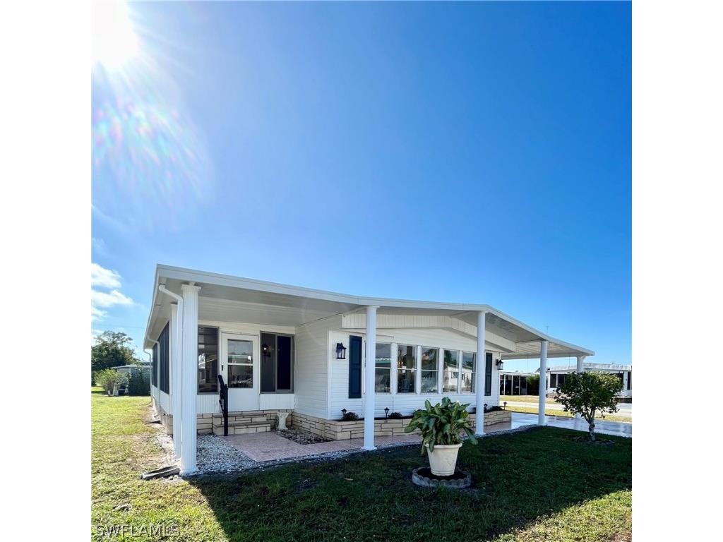 500 Pine Tree Court North Fort Myers FL 33917 222075358 image1