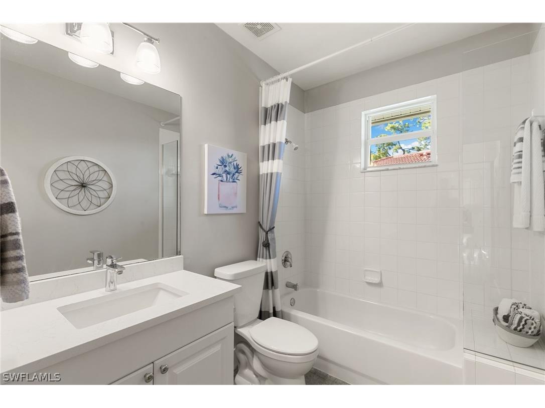 500 Robin Hood Circle #201 Naples FL 34104 226007905 image23