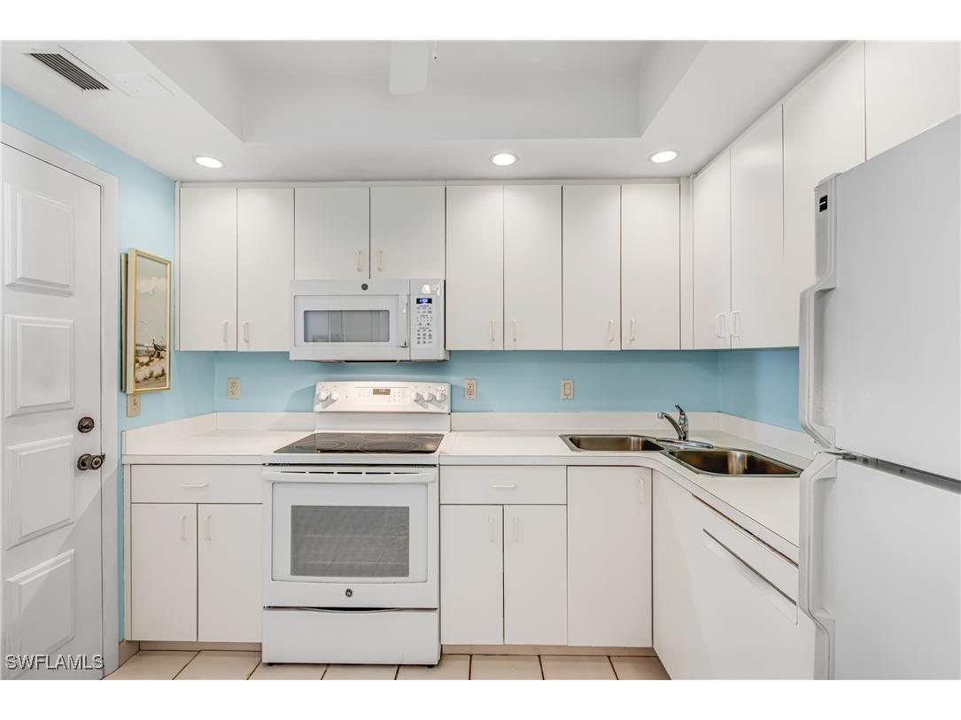 500 Saturn Court #43 Marco Island FL 34145 225081449 image5