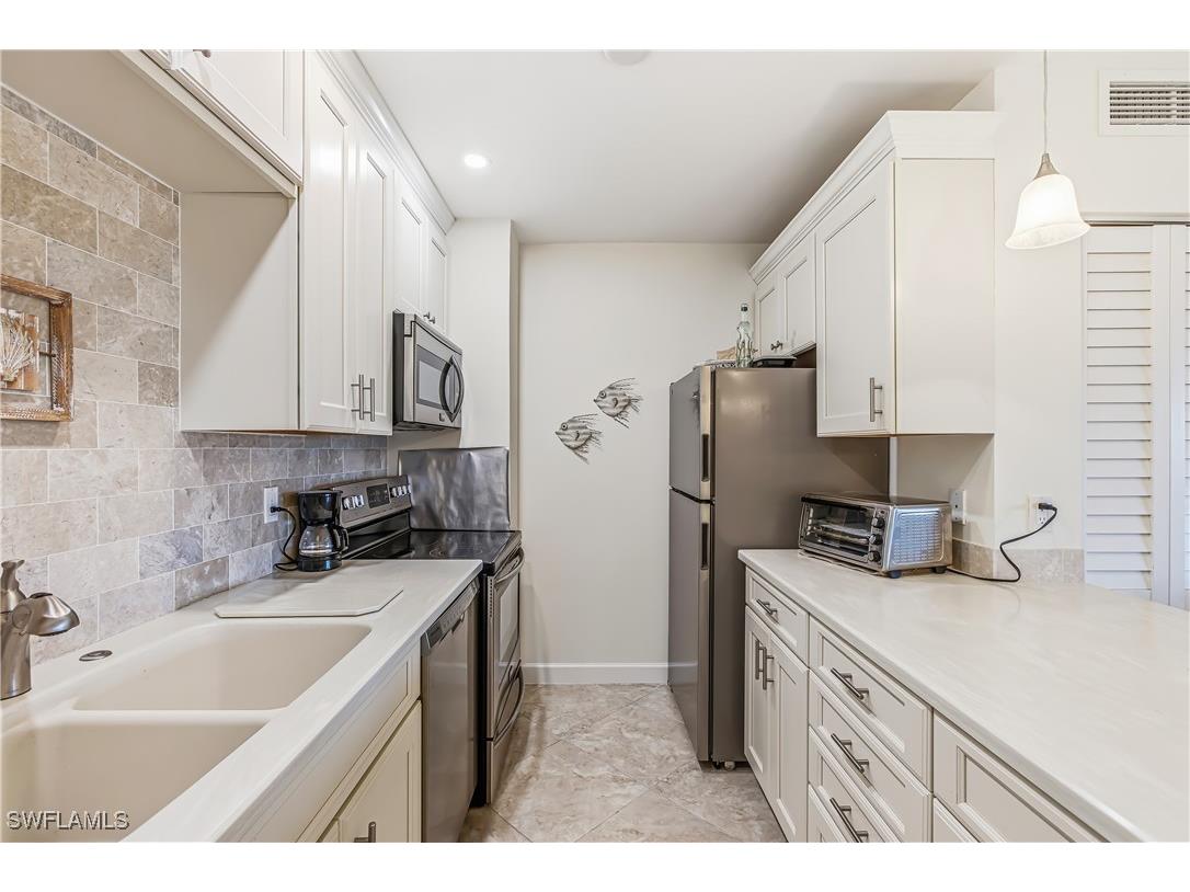 500 Saturn Court #68 Marco Island FL 34145 226004633 image5