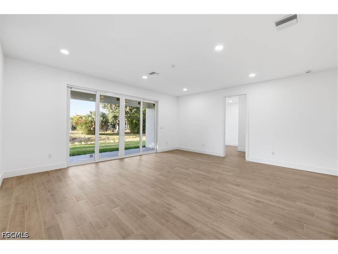 500 Sunset Road N Rotonda West FL 33947 2026020432 image10