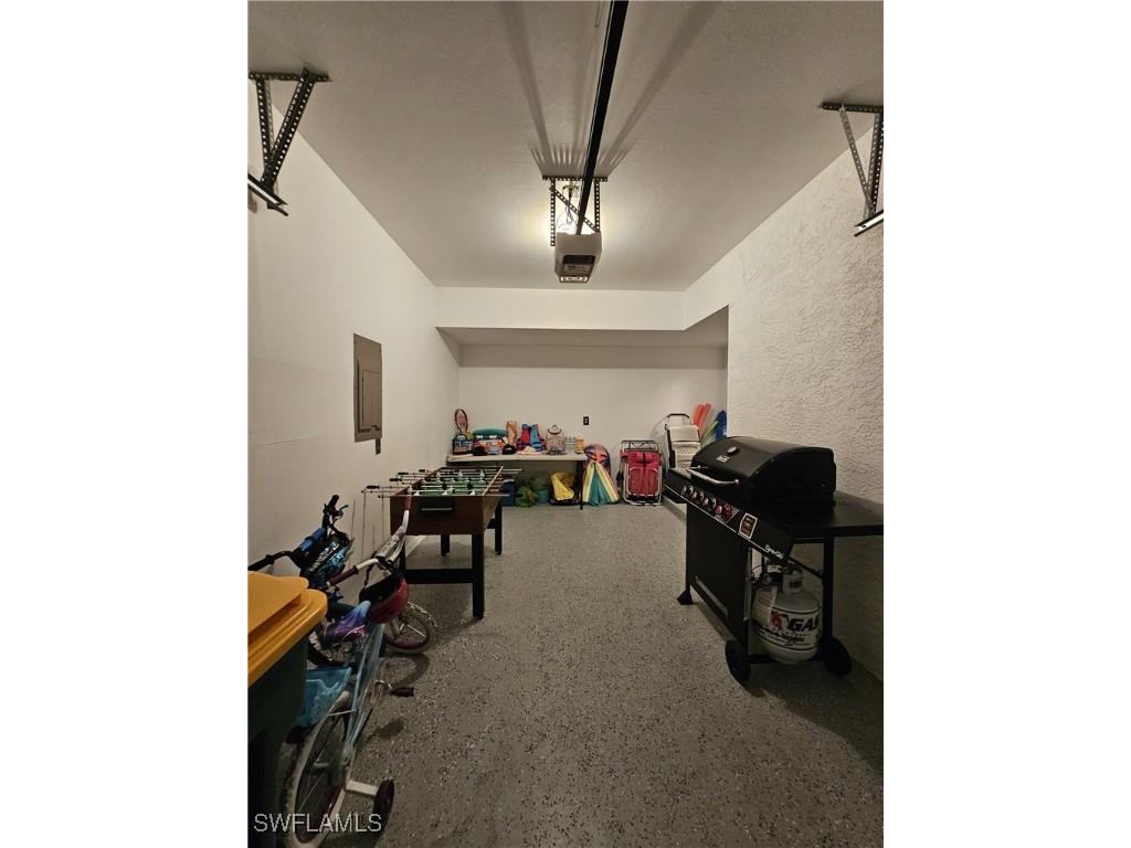 500 Windsor Square #5-201 Naples FL 34104 225068813 image17