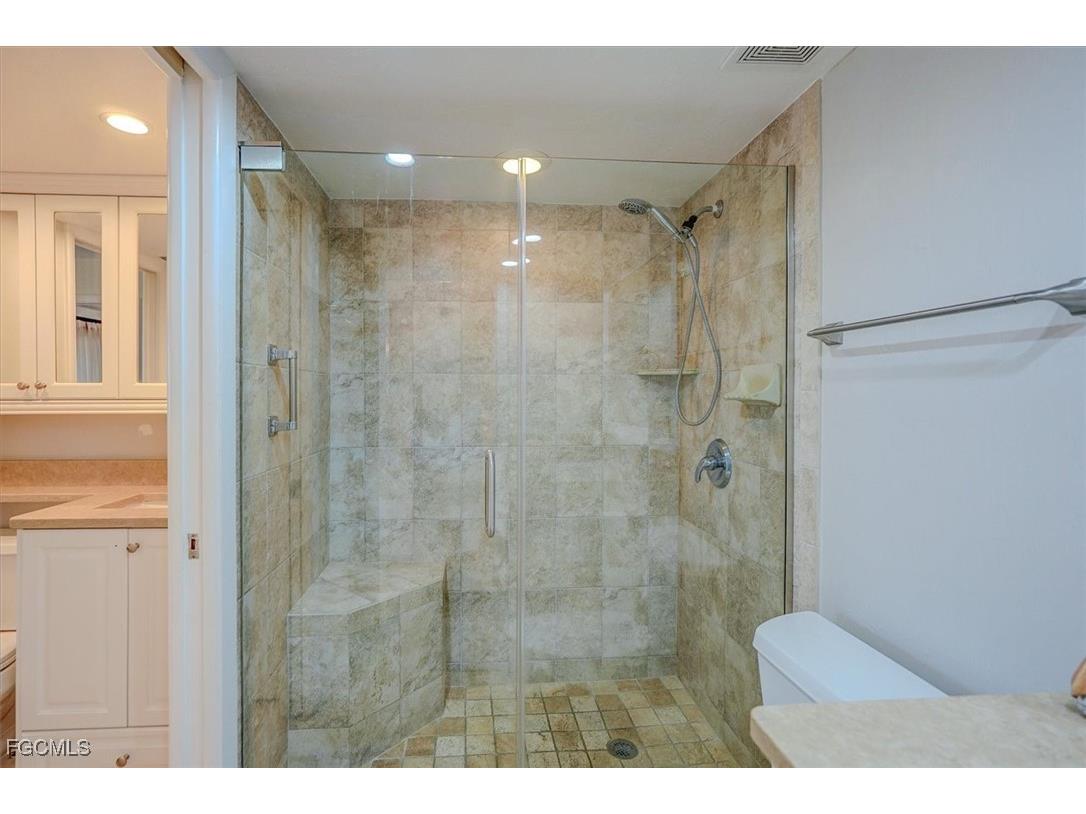 5000 Estero Boulevard #203 Fort Myers Beach FL 33931 2025005080 image27