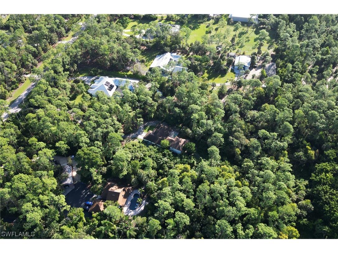 5000 Palmetto Woods Drive Naples FL 34119 223072485 image1