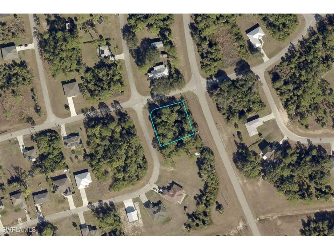 5001 S Rosebud Circle Labelle FL 33935 225066714 image1