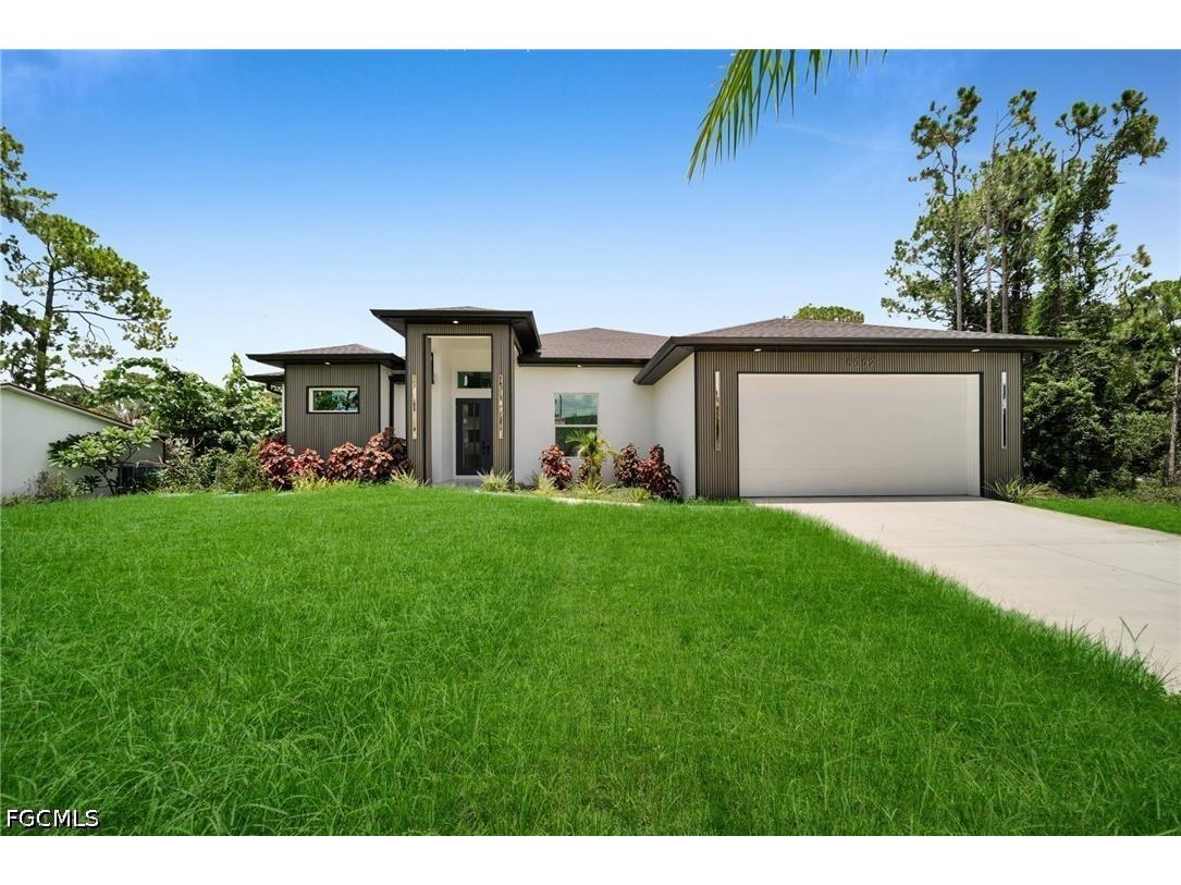 5002 2nd Street W Lehigh Acres FL 33971 2026028683 image4