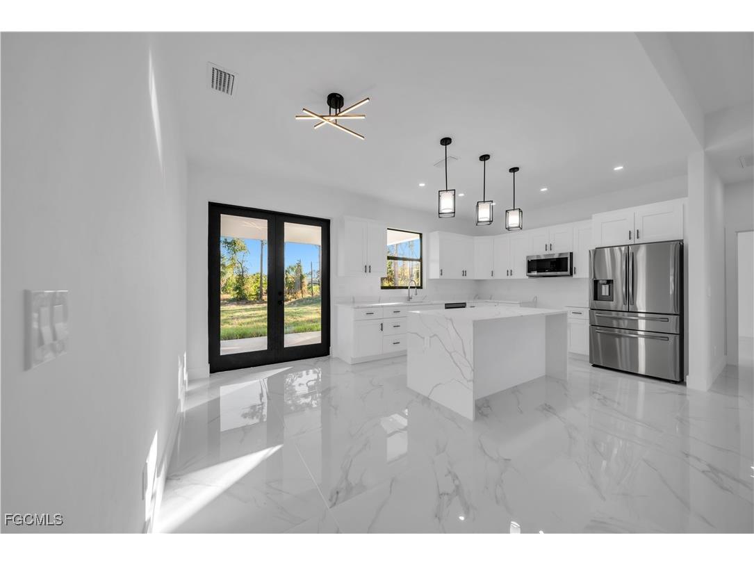 5003 2nd Street W Lehigh Acres FL 33971 2025020826 image10