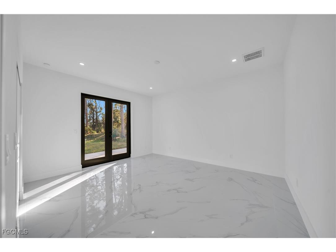 5003 2nd Street W Lehigh Acres FL 33971 2025020826 image23