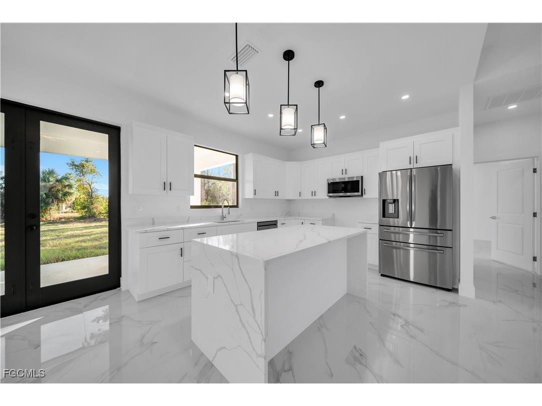 5003 2nd Street W Lehigh Acres FL 33971 2025020826 image7