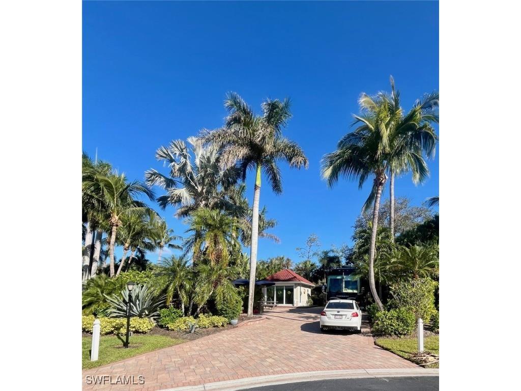 5003 Coach Lane Naples FL 34114 225081590 image1