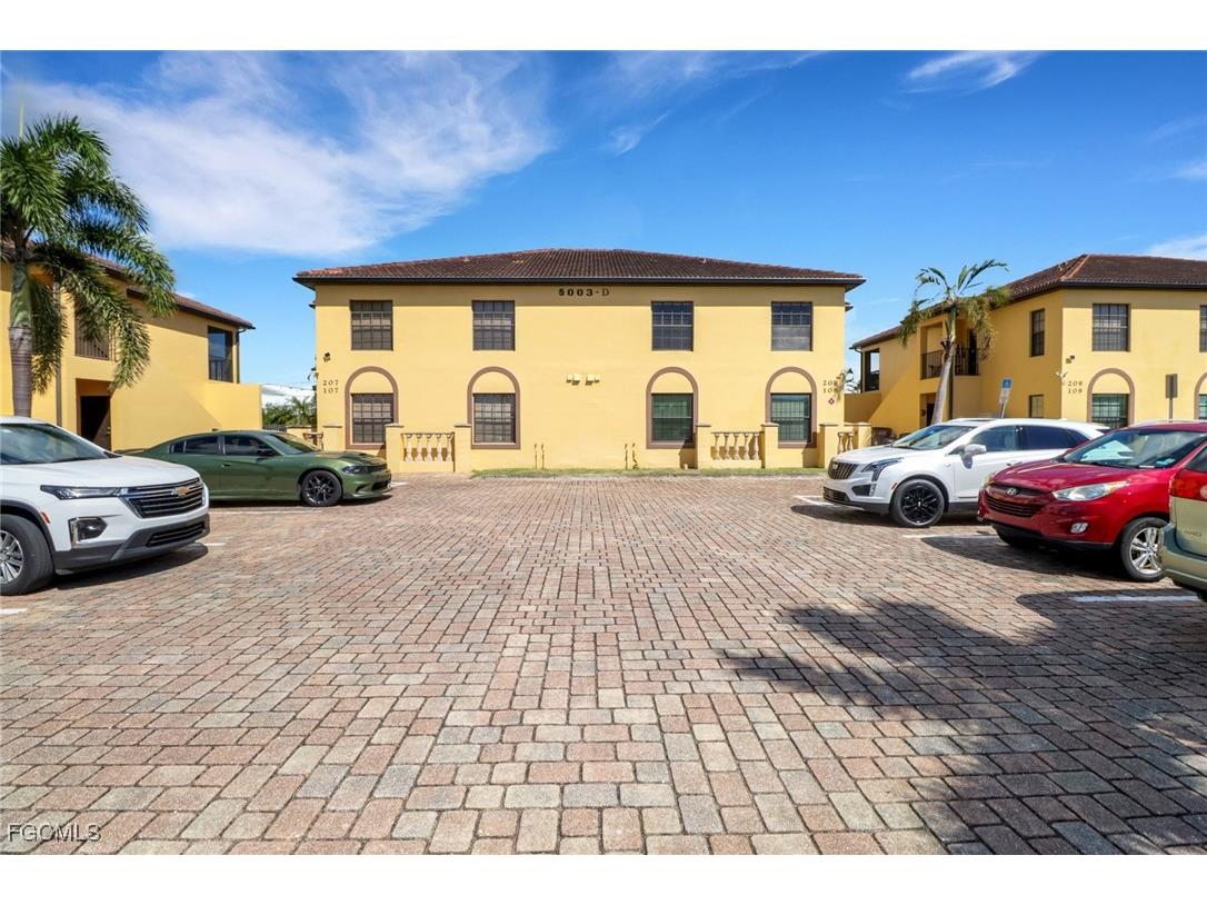 5003 SW 16th Place #108 Cape Coral FL 33914 2025011939 image2
