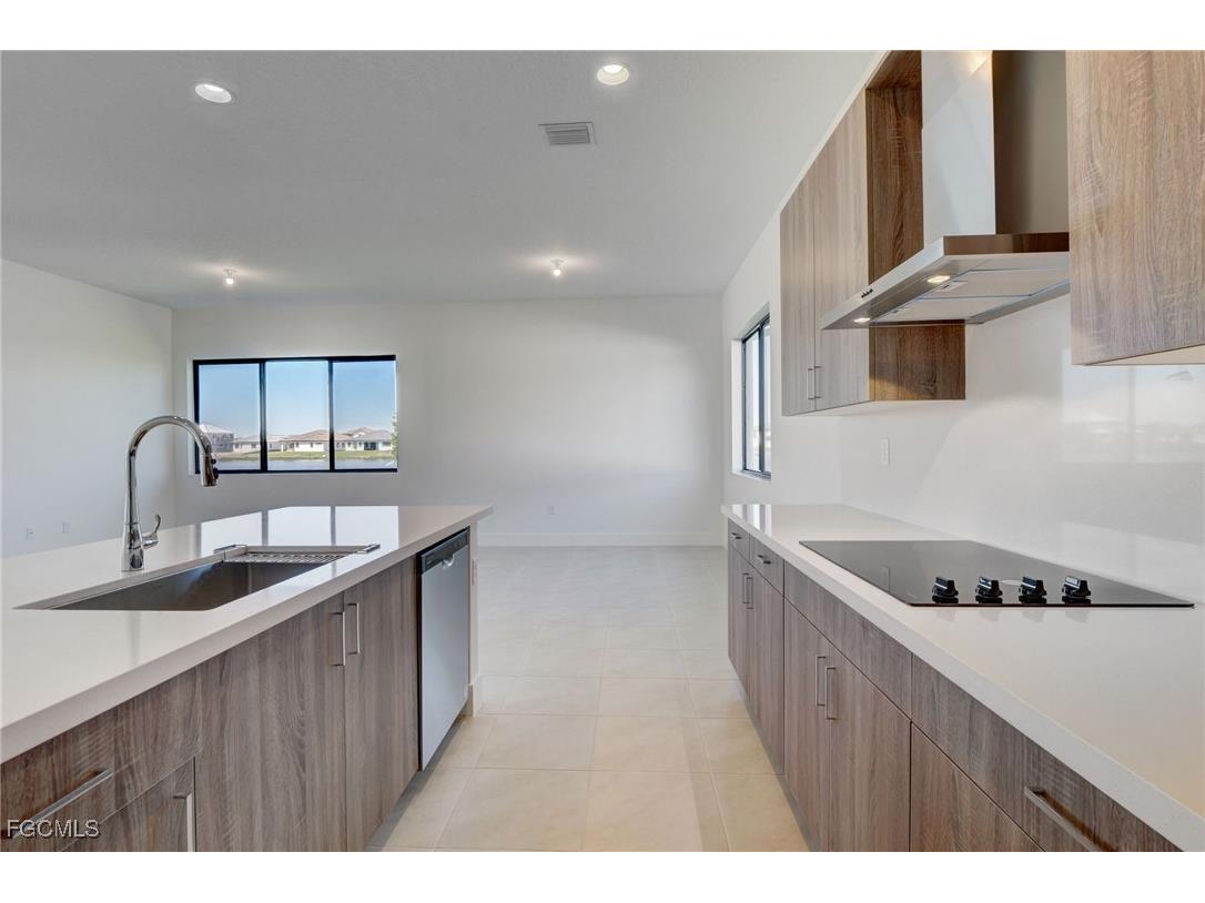 5007 Ofanto Lane Ave Maria FL 34142 2025020931 image15