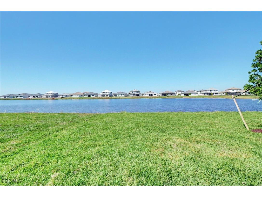 5007 Ofanto Lane Ave Maria FL 34142 2025020931 image39