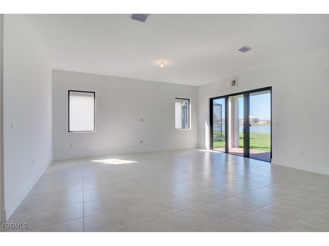 5007 Ofanto Lane Ave Maria FL 34142 2025020931 image7