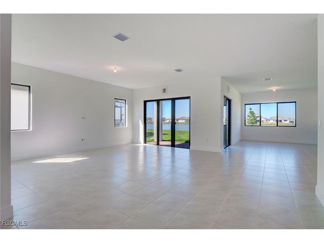 5007 Ofanto Lane Ave Maria FL 34142 2025020931 image9