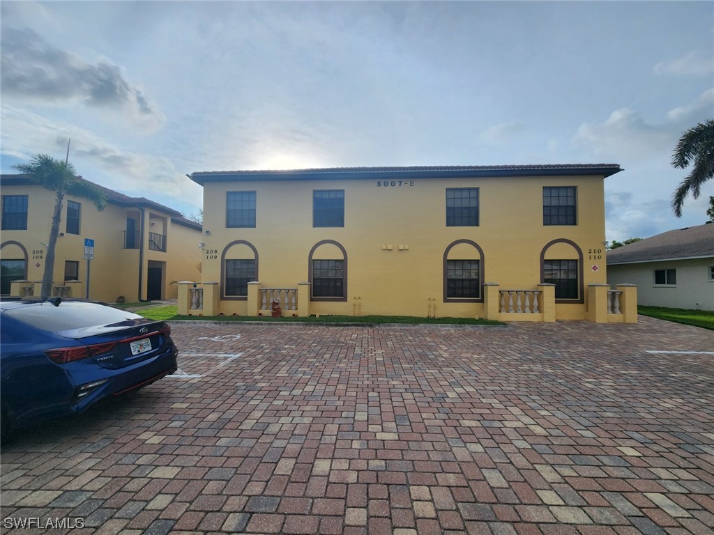 5007 SW 16th Place #209 Cape Coral FL 33914 223093469 image1