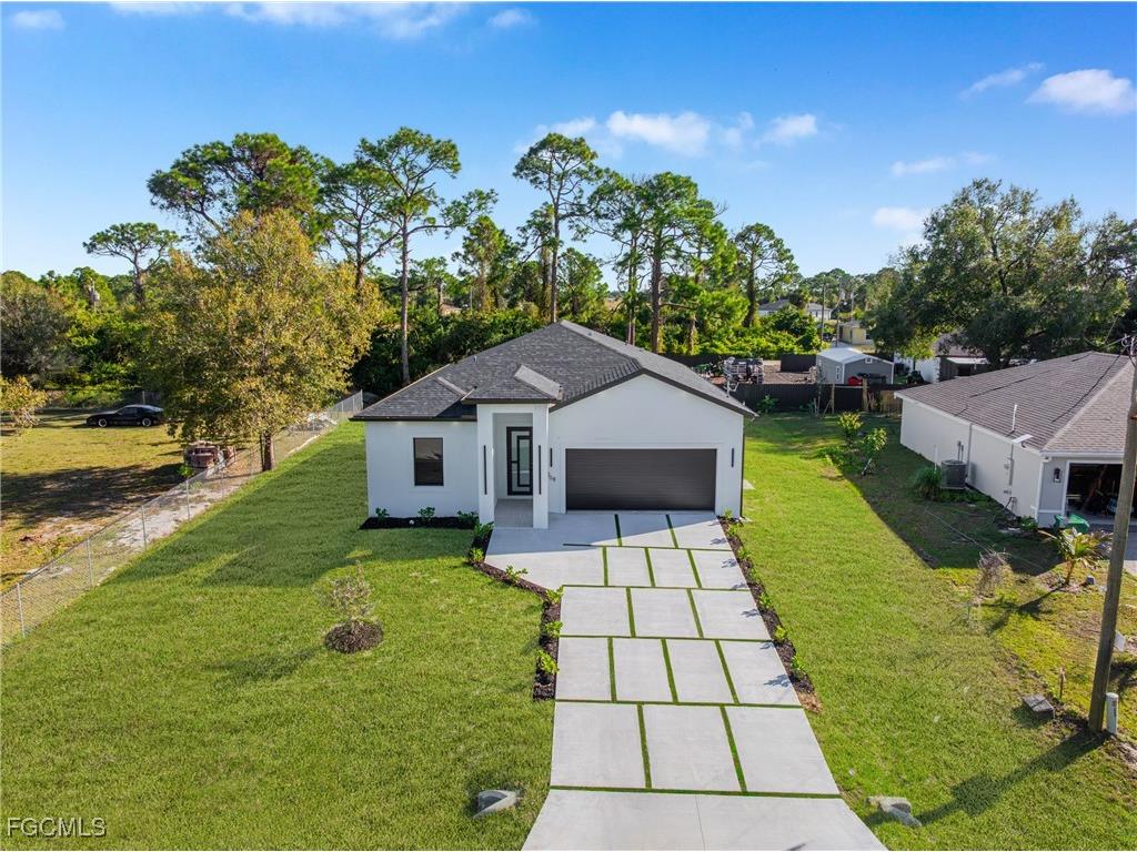 5008 N Obispo Circle Labelle FL 33935 2025023625 image1