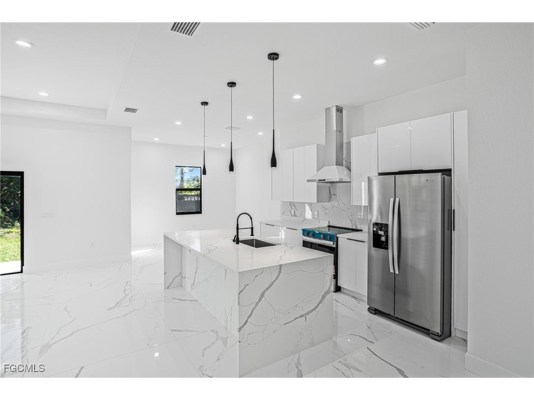 5008 N Obispo Circle Labelle FL 33935 2025023625 image21