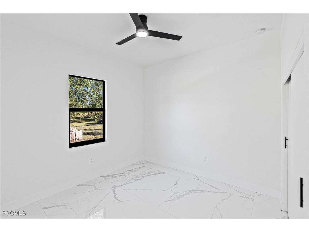 5008 N Obispo Circle Labelle FL 33935 2025023625 image30