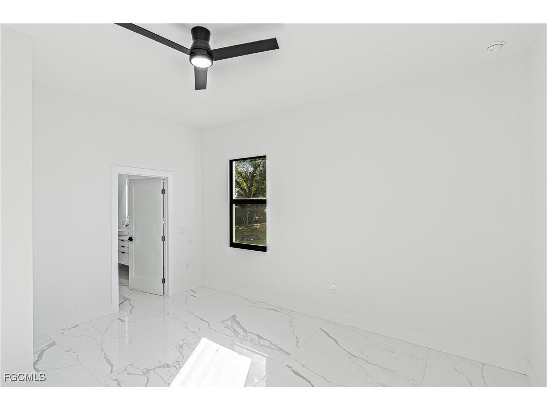 5008 N Obispo Circle Labelle FL 33935 2025023625 image31