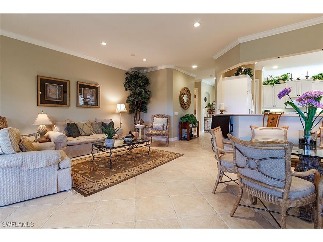 5009 Maxwell Circle #6-201 Naples FL 34105 223091113 image1