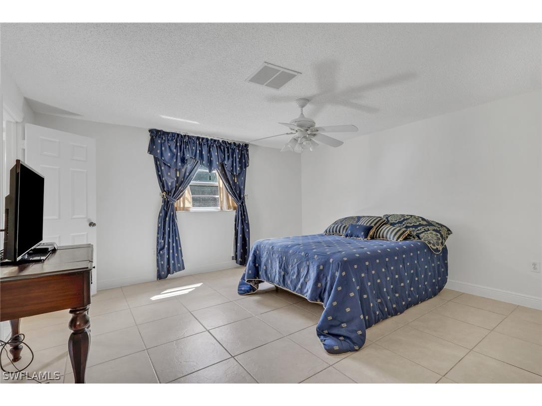 501 11th Street NW Naples FL 34120 226011279 image11