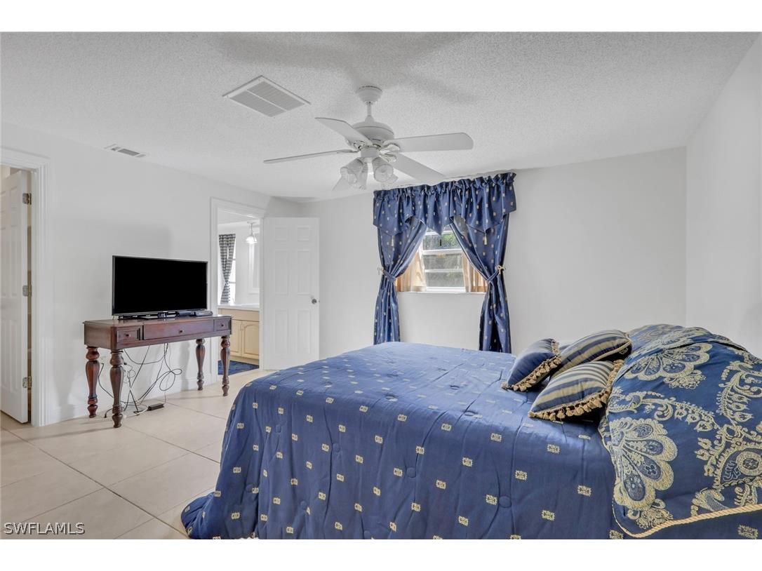 501 11th Street NW Naples FL 34120 226011279 image12